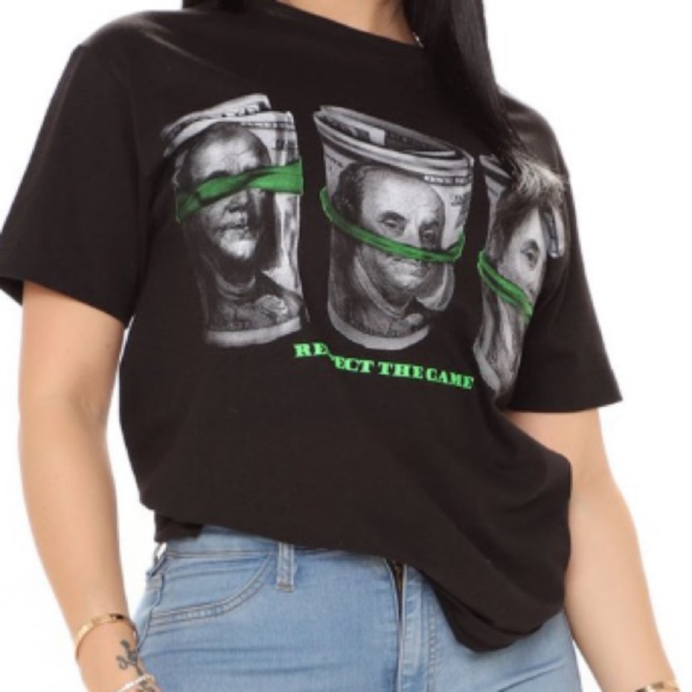 Fashion nova black T-shirt